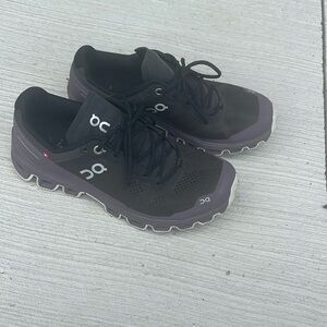 Womens on cloud